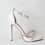 Πεδιλα με strass και  Κλειστη Φτερνα NW139 Λευκο/White